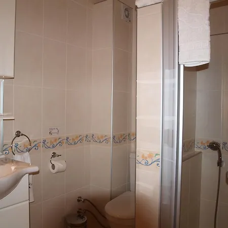 Гостевой дом Moonstone House Каш